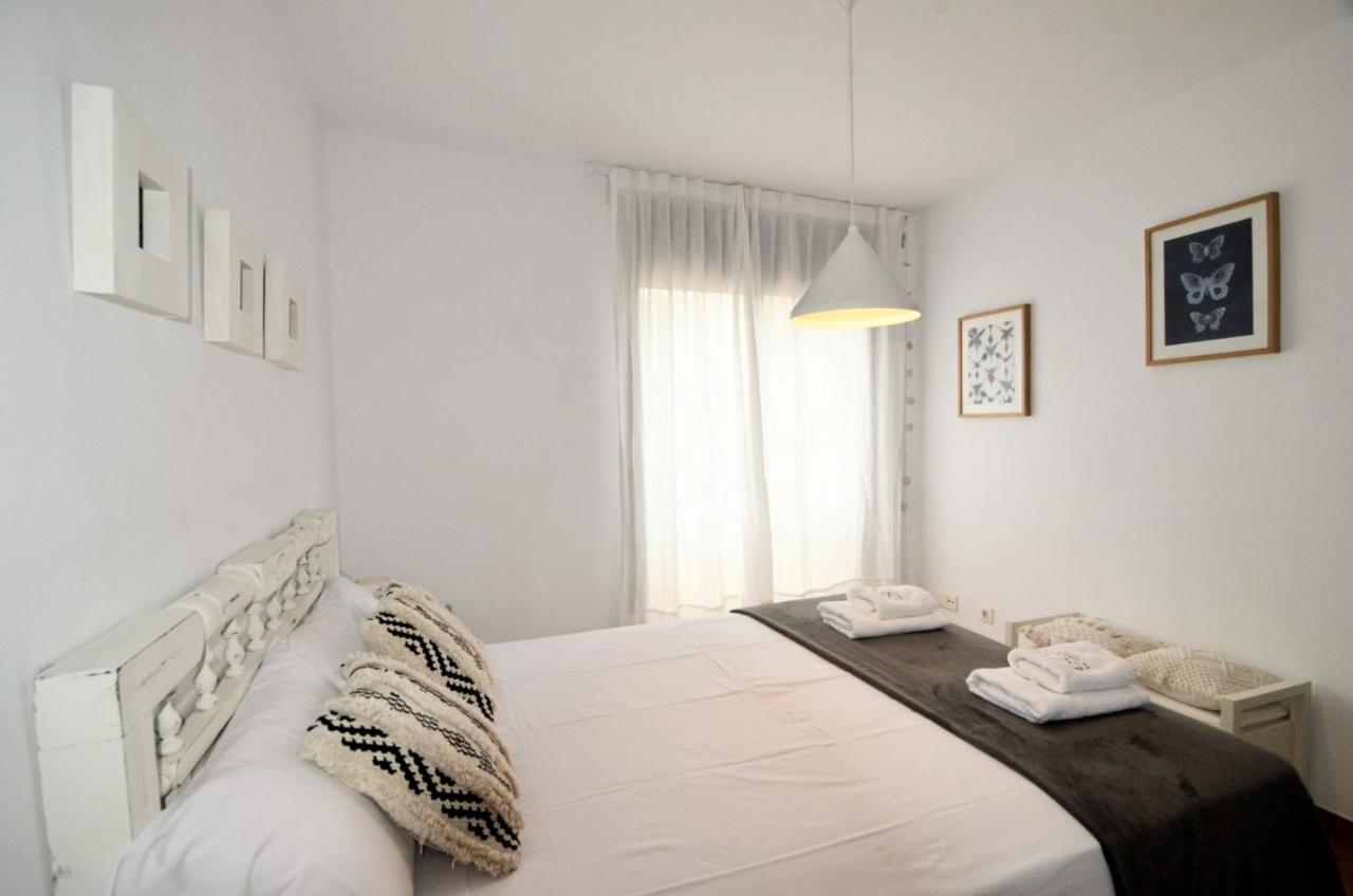 Apartaments La Rambla - L'Arrel - 4 Persones コルノデイヤ エクステリア 写真