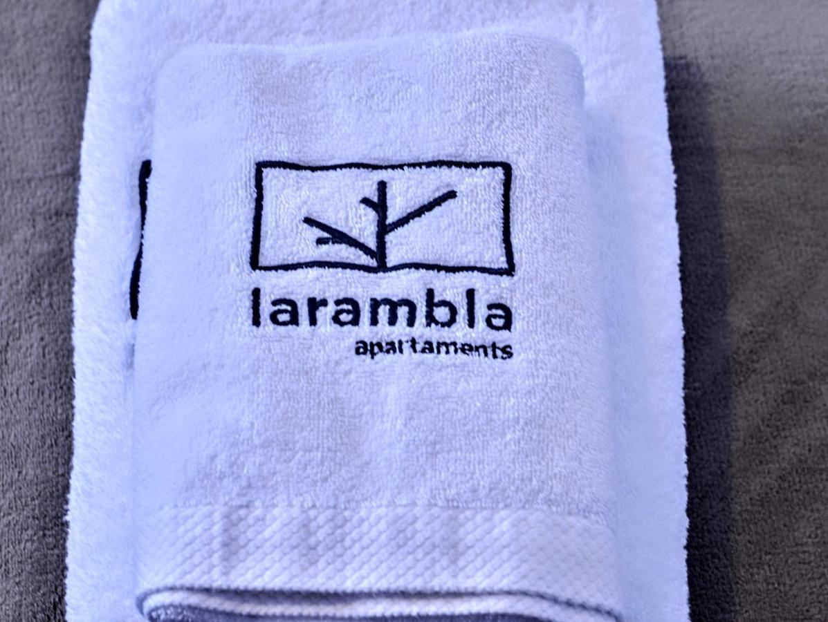 Apartaments La Rambla - L'Arrel - 4 Persones コルノデイヤ エクステリア 写真